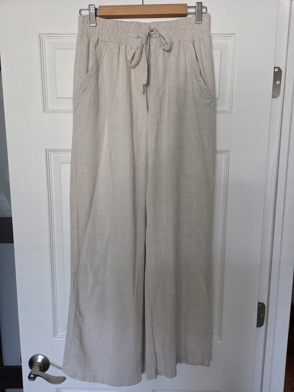 Sienna Sky Linen-Blend Elastic Waist Pants in Natural (L)